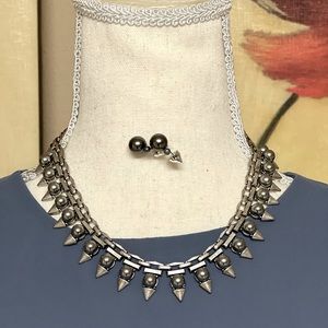 stella & dot ~ lynx gray pearl & spikes necklace and Earrings